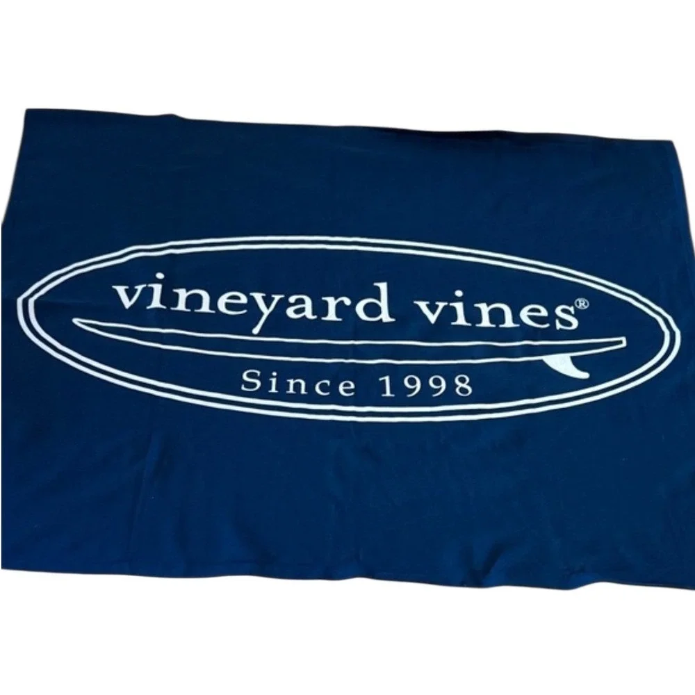 Vineyard Vines Fleece Blanket Unisex Blue Blazer‎ Surfboard Logo Preppy Coastal